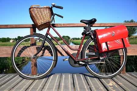lady-bike-w-bag